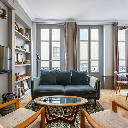 Curiosite - Furnished Apartment - Downtown Lyon Daire Lyon