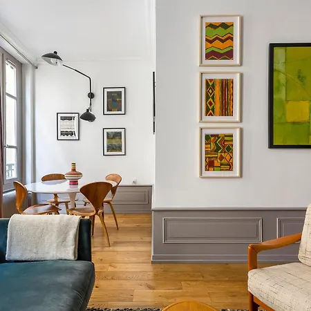 Curiosite - Furnished Apartment - Downtown Lyon Daire Lyon